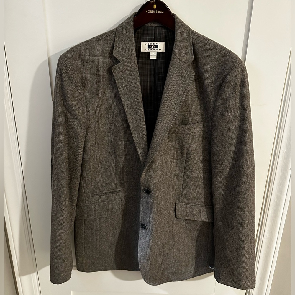 Joseph Abboud Men’s Blazer - Size Large (Excellent Condition)